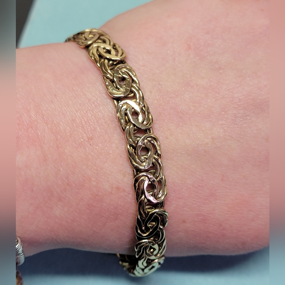 Flat Byzantine Link Bracelet - image 2